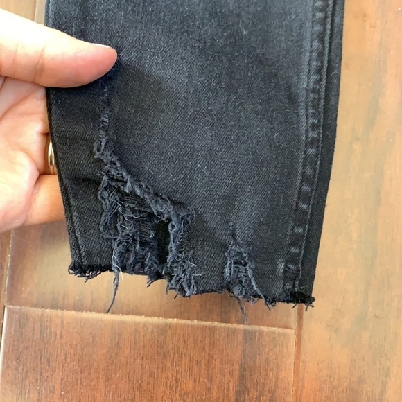 Free people distressed raw hem skinny jeans - Picture 4 of 11